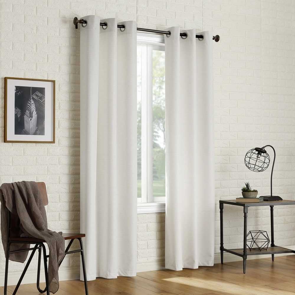 Sun Zero Arlo 2-Piece Textured Thermal Insulated Room Darkening Grommet